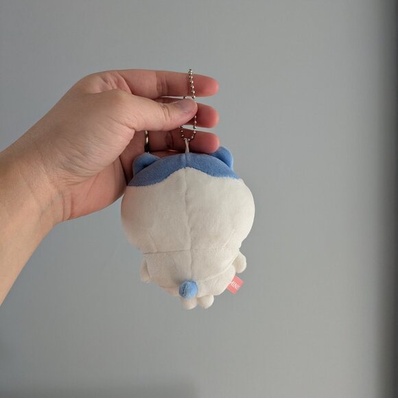 Miniso Chiikawa Hachiware  Keychain Plush - Picture 2 of 2
